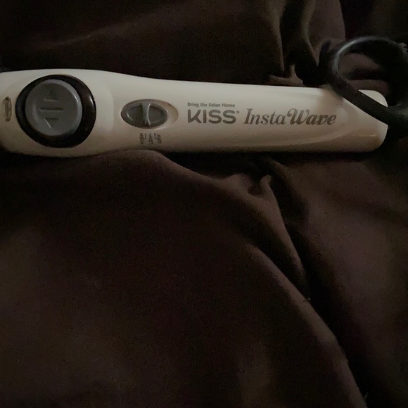 FOR THE PERFECT CURLS - Picture 3 of 7